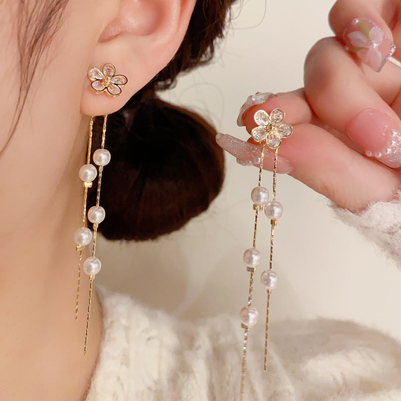 Women's Niche Design Zircon Flower Pearl Tassel Long Temperament Wild Earrings