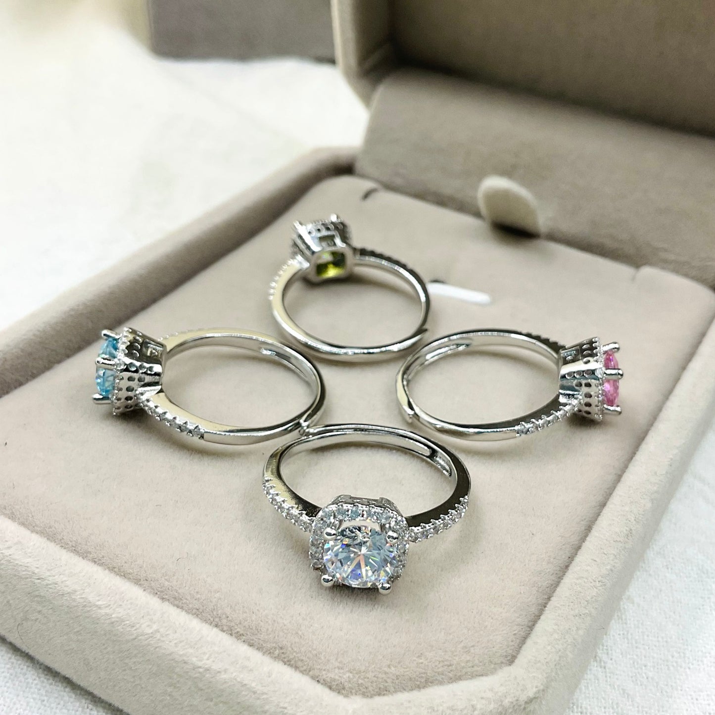 Sugar Cube Female Inlaid Zircon Adjustable Fashion High-grade Shiny Ring