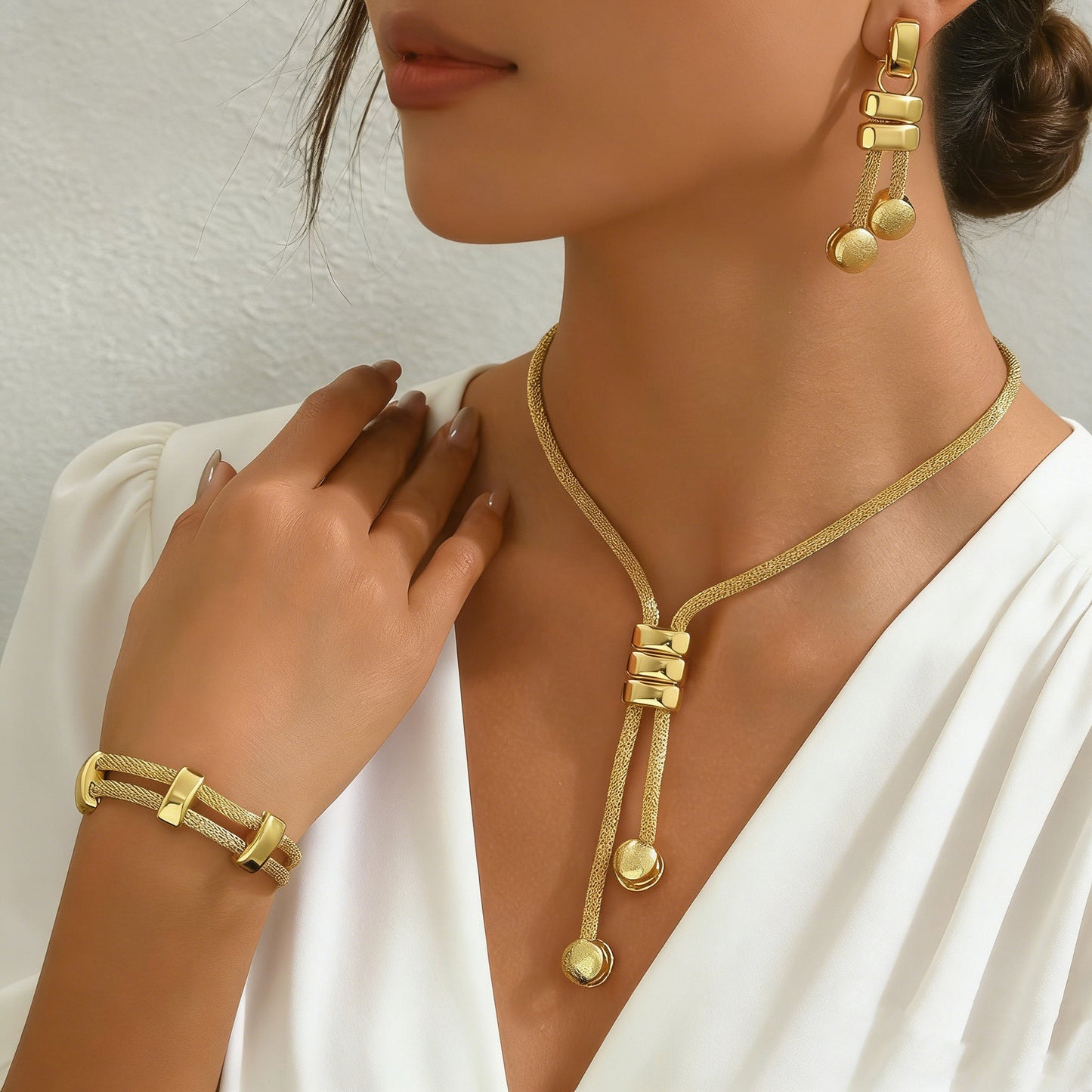 Trendy Pretty Stylish Elegant Retro Suit Jewelry Set