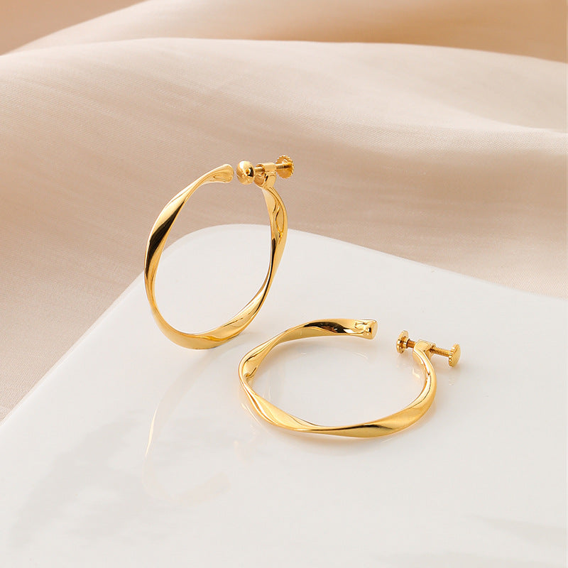 Simple Metal Wave Twisted Round Spiral Ear Clip