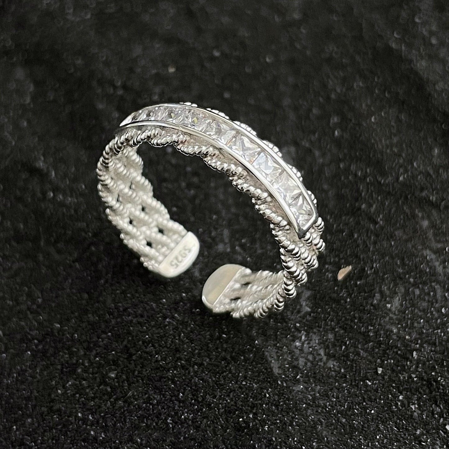 Cold Style Light Luxury White Zirconium Horizontal Lace Female Rings