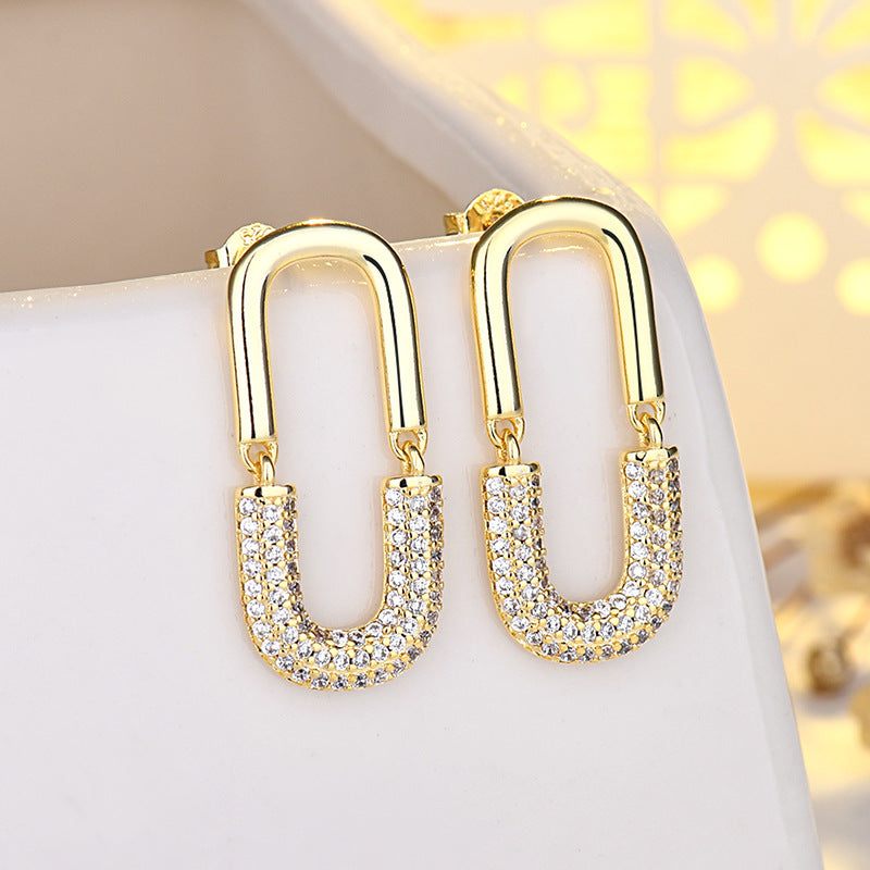 Boucles d'oreilles femme plaquées or double forme de U avec diamants complets