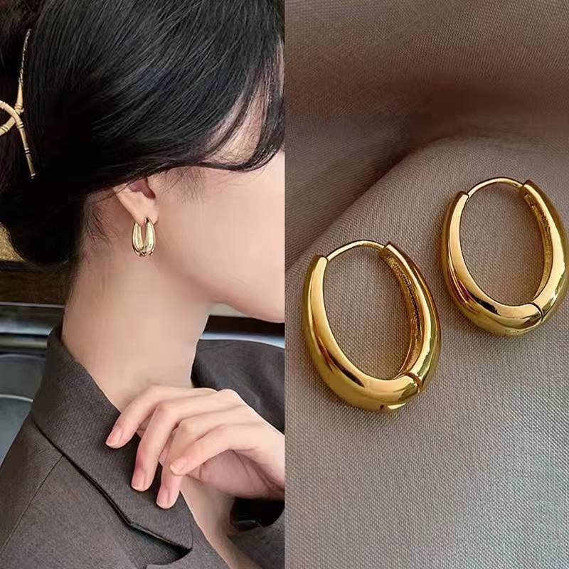 Women's Elegant Glossy Metal U-shaped Geometric Ellipse Ear Buckle