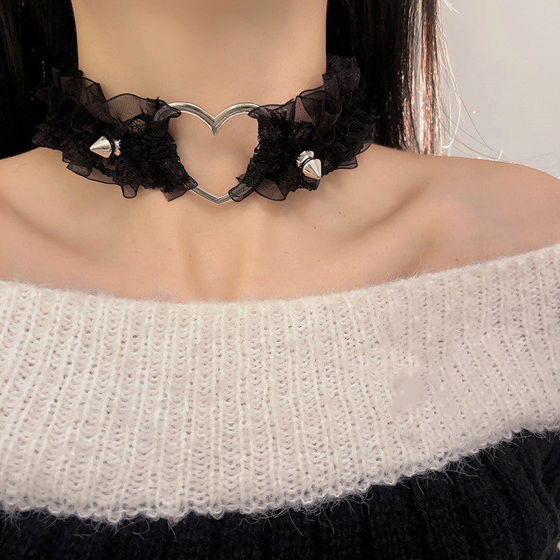 White Heart-shaped Lace Peach Heart Stretch Adjustable Necklaces