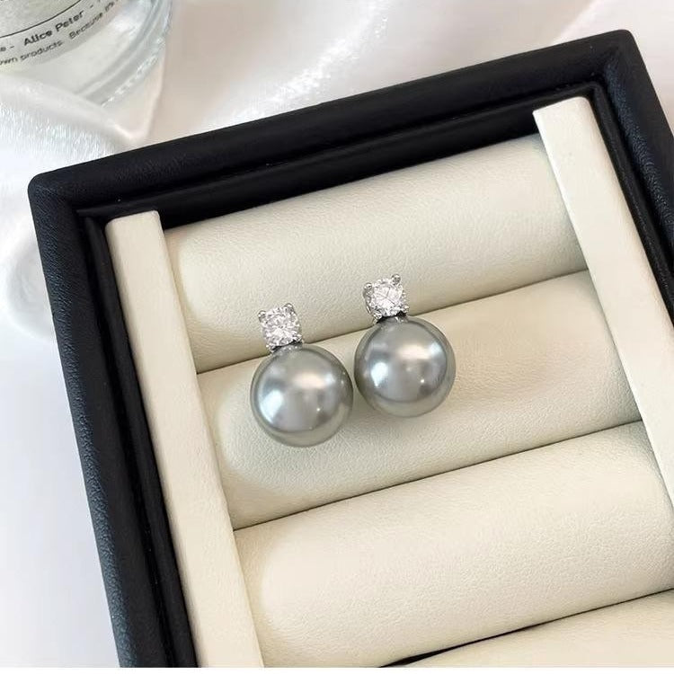 Women's Minimalist Diana Gray Bead Light Luxury High-grade Temperament For Fashionable Stud Earrings
