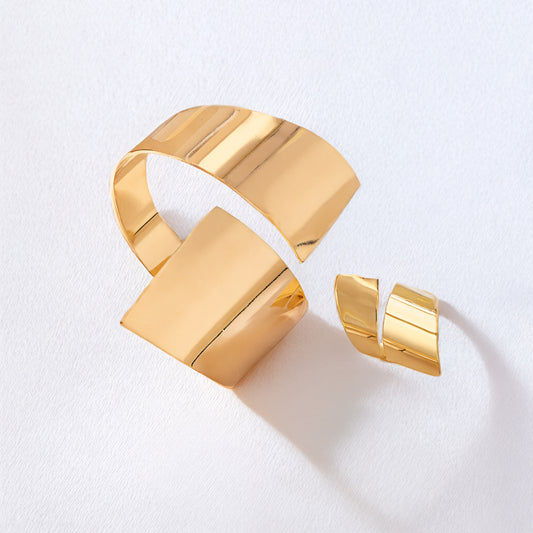 Adjustable Size Wide Opening Personality Fashion Bracelet