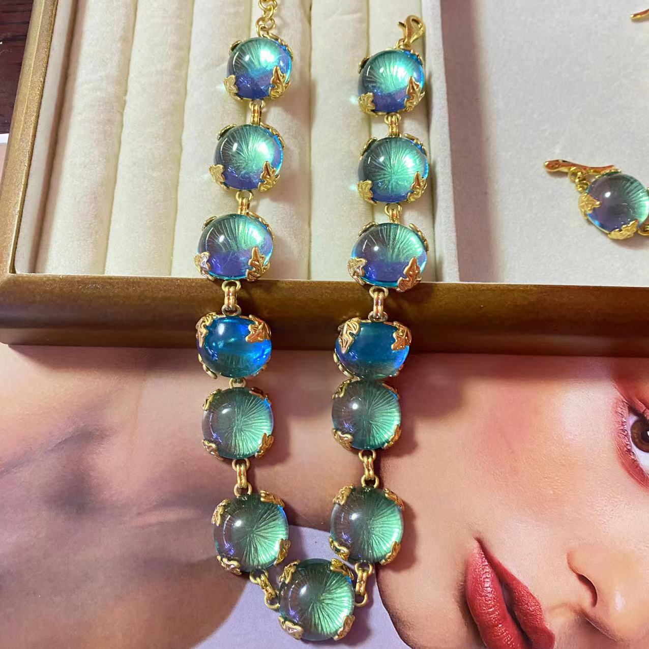 Ear Western Court Glaze Retro Temperamental Jewelry Set