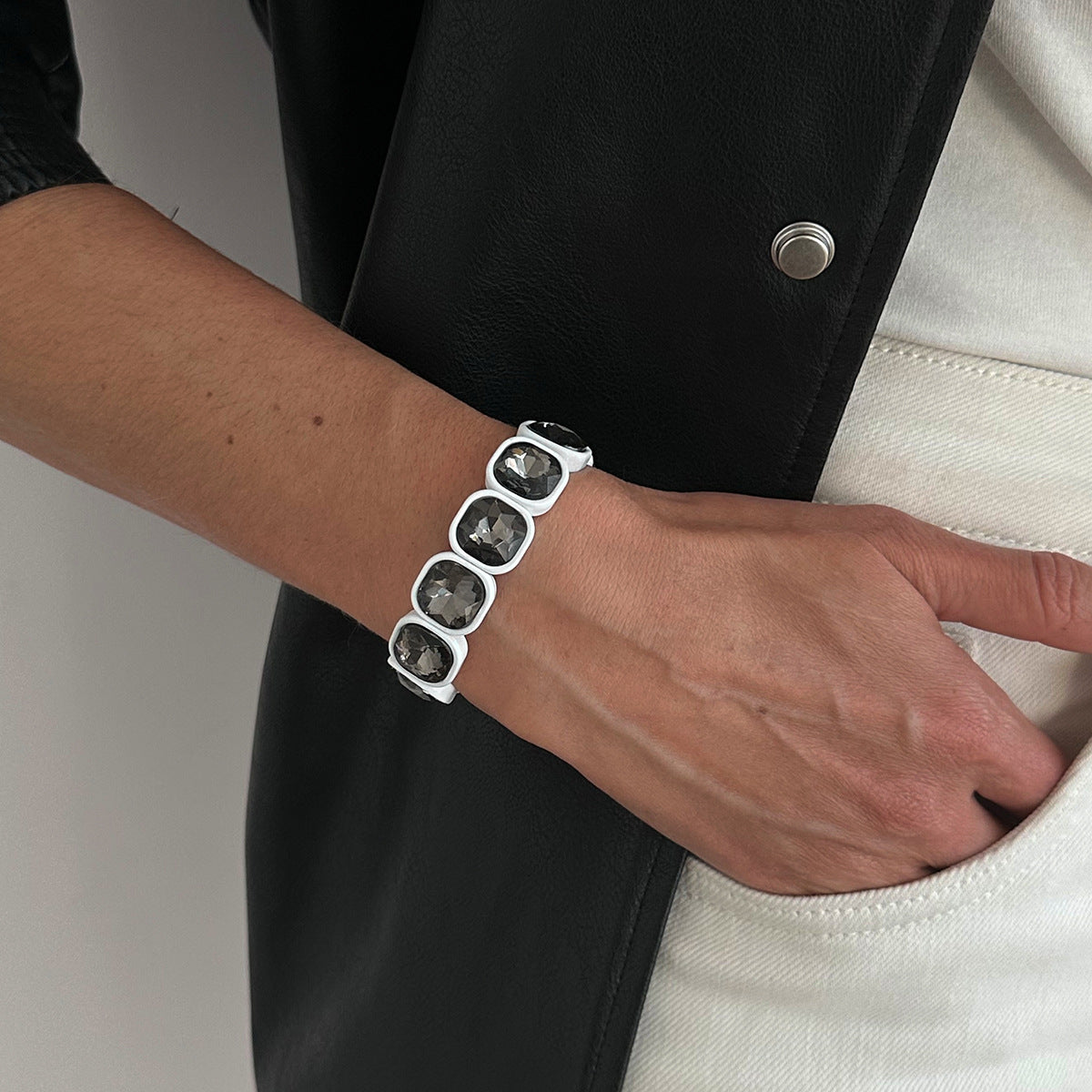 Light Luxury Inlaid Acrylic Diamond Trendy Ring