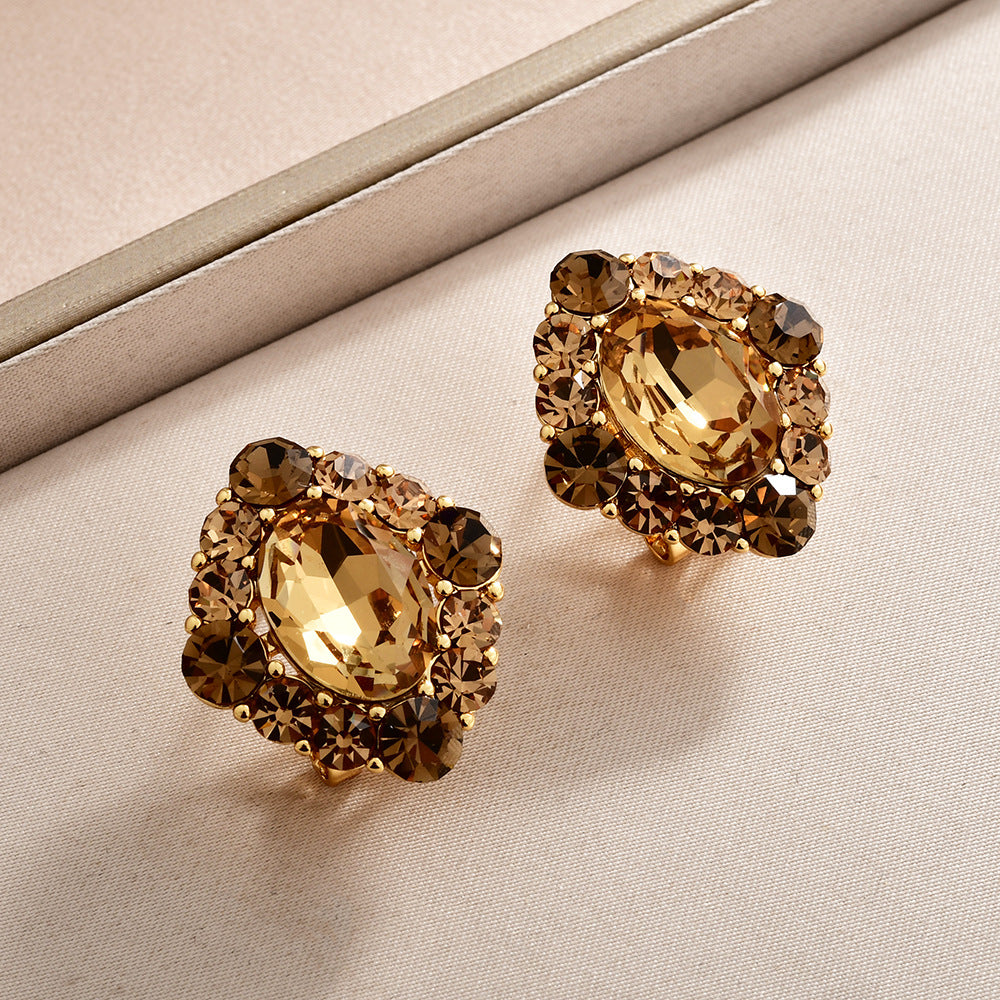 Coffee Color Full Diamond Light Luxury Ear Clip