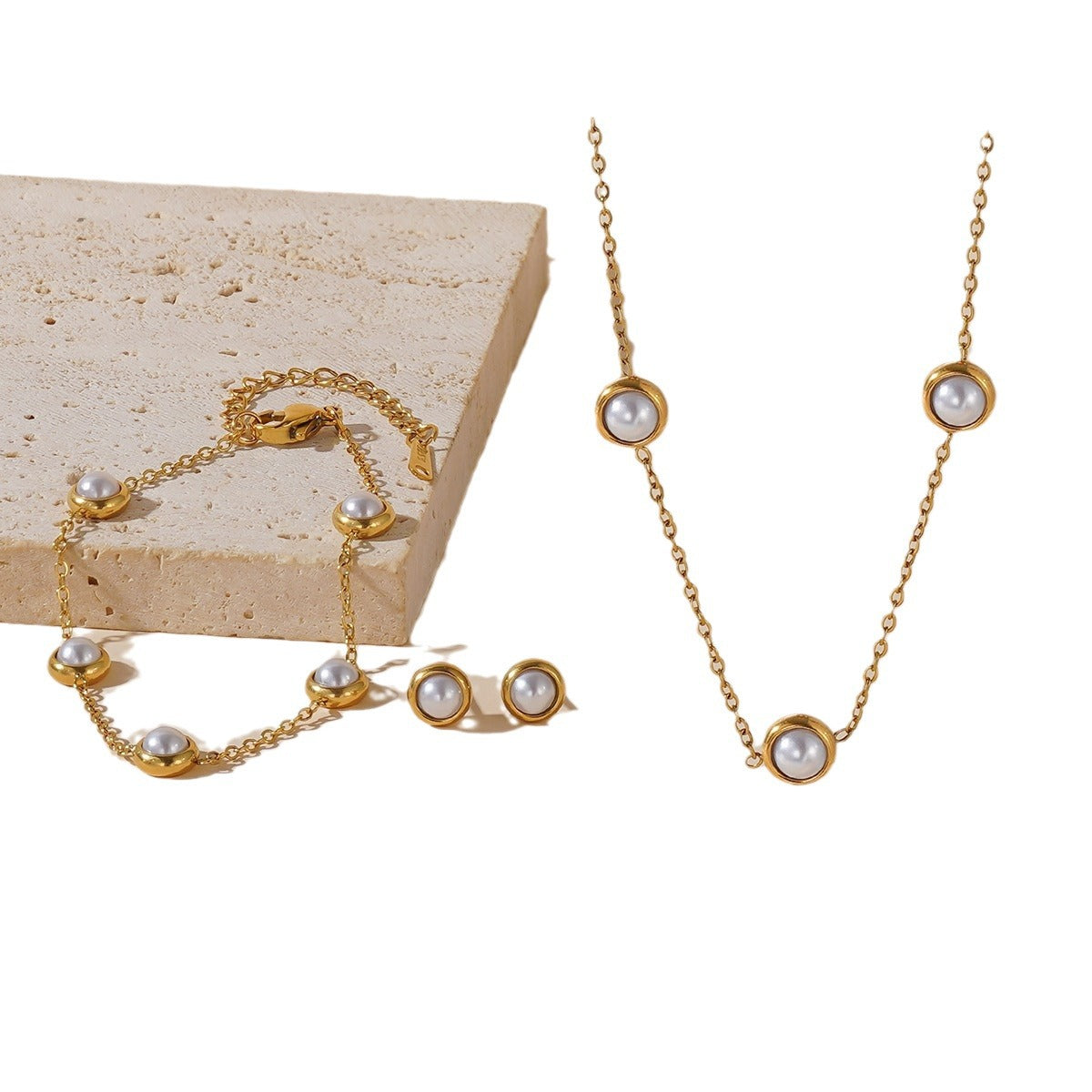 Women's White Pearl Clavicle Chain Round Of Jewelry Set