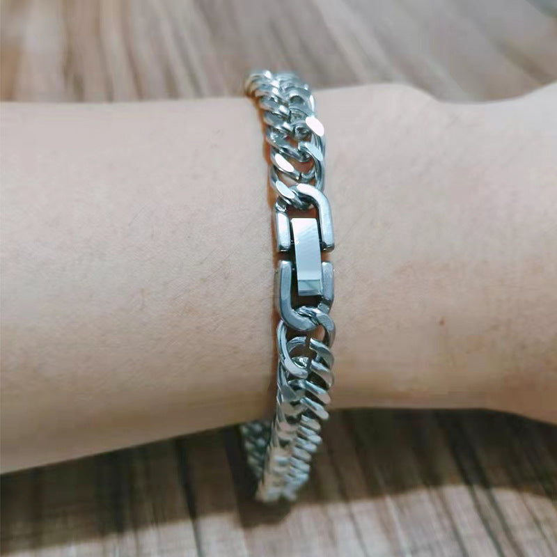 Damen- und Herrenarmbänder aus Edelstahl und Temperament