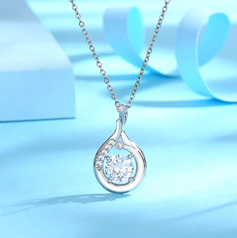 Women's Real Zircon High Sense Stylish Pendant Necklaces