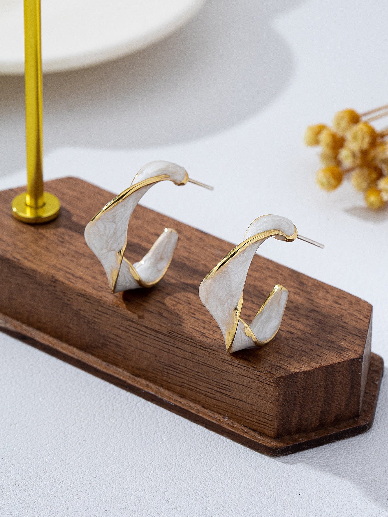 French Style Dripping Small Personalized Twisted Geometric Rings