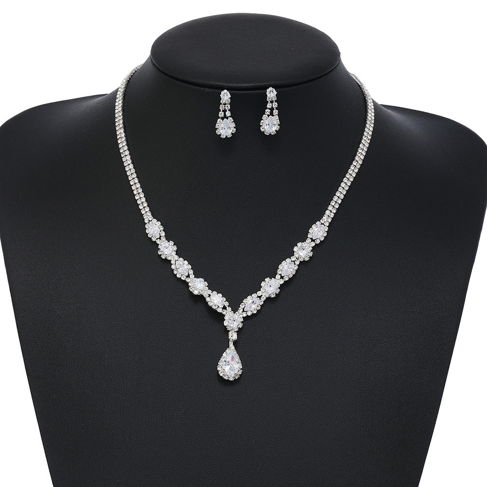 Women's Fashion Suit Rhinestone Zircon Bright Drop-shaped Entry Lux Rings