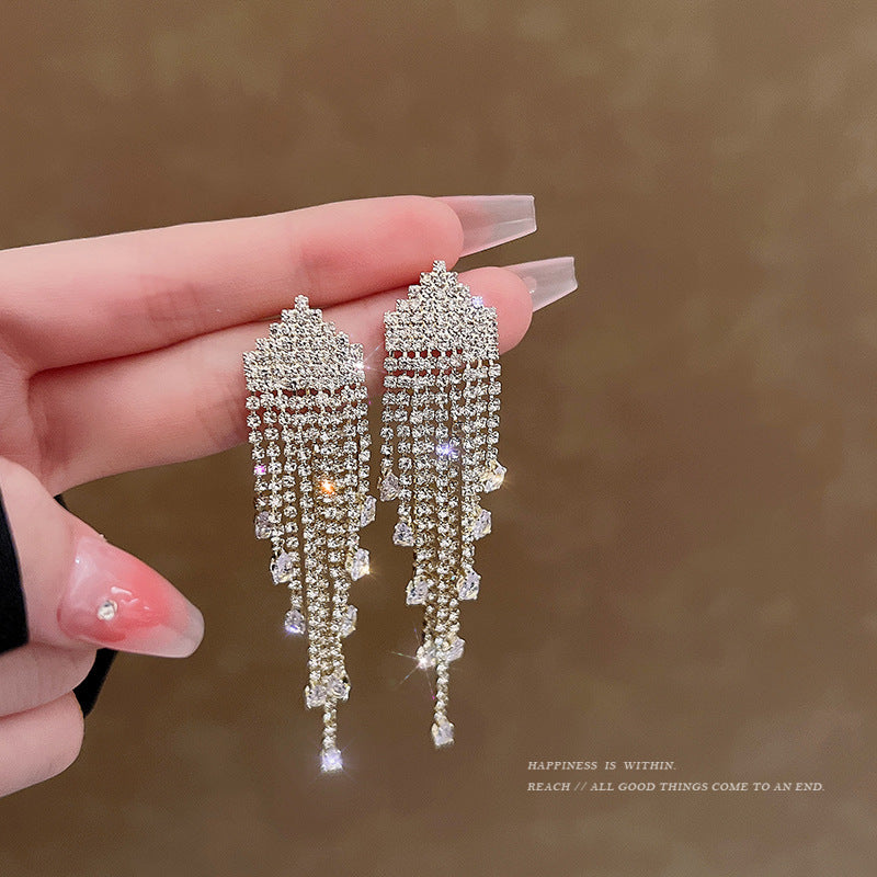 Retro Affordable Luxury High-grade Full Rhinestone Earrings