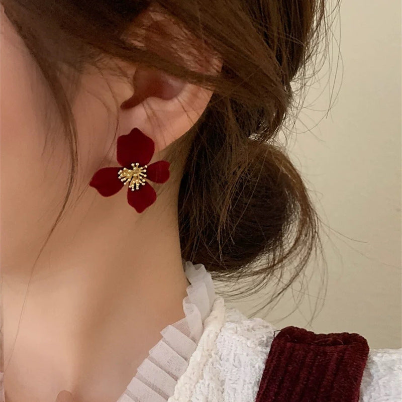 Women's Needle Veet Flower High-grade Light Luxury Earrings