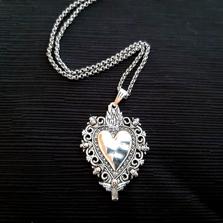 Sacred Heart Gothic Memento Of Burning Necklaces