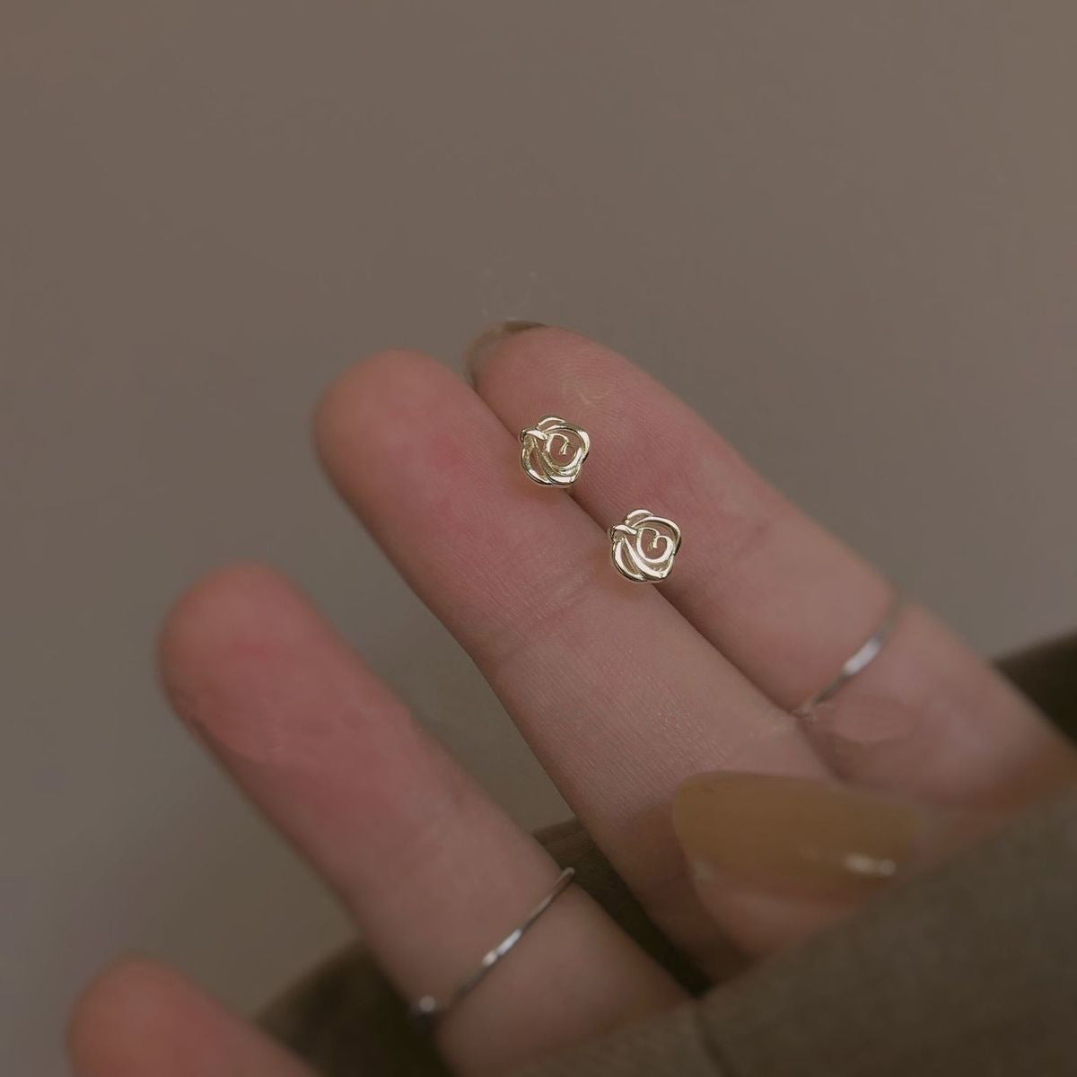 Women's Classic Style Elegant Zircon Four-leaf Clover Rose For Stud Earrings