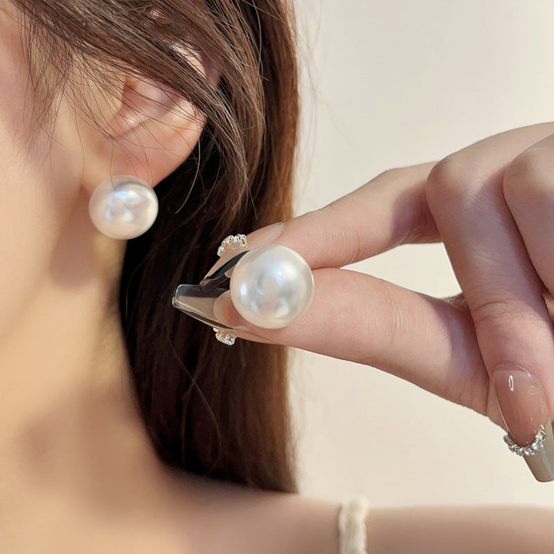 Simple Pearl Elegant Retro Style Sweet Earrings