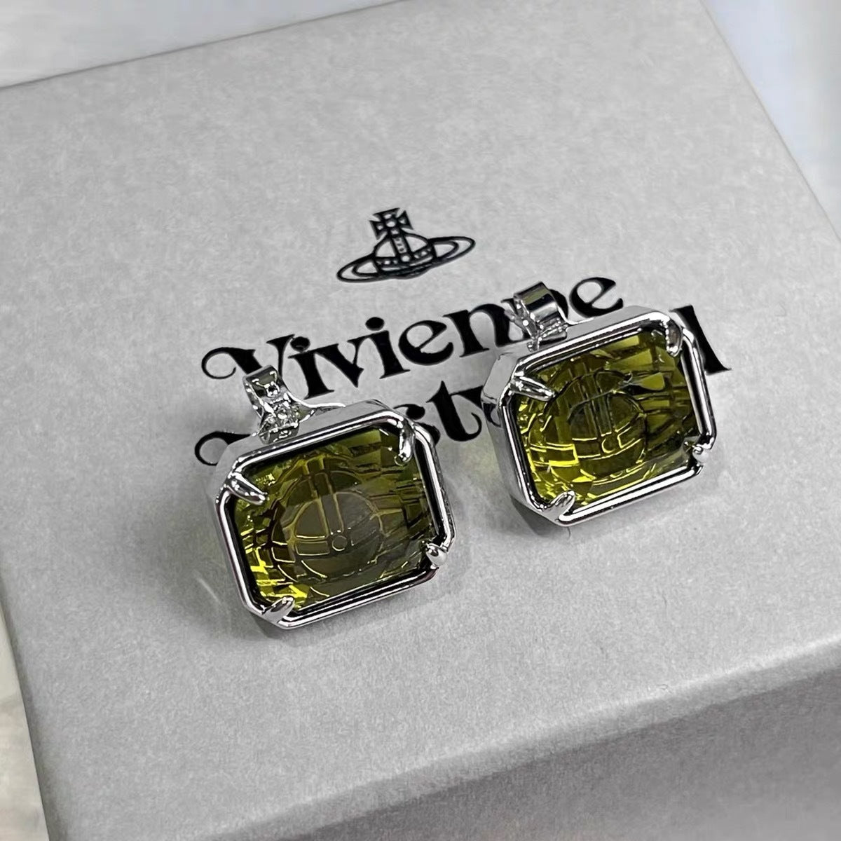 Cube Sugar Saturn Ear Female Design Earrings