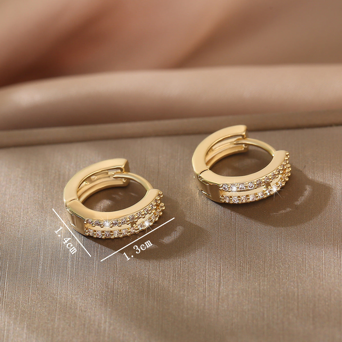 Women's Hollow For Niche Design Exquisite Circle Ear Buckle