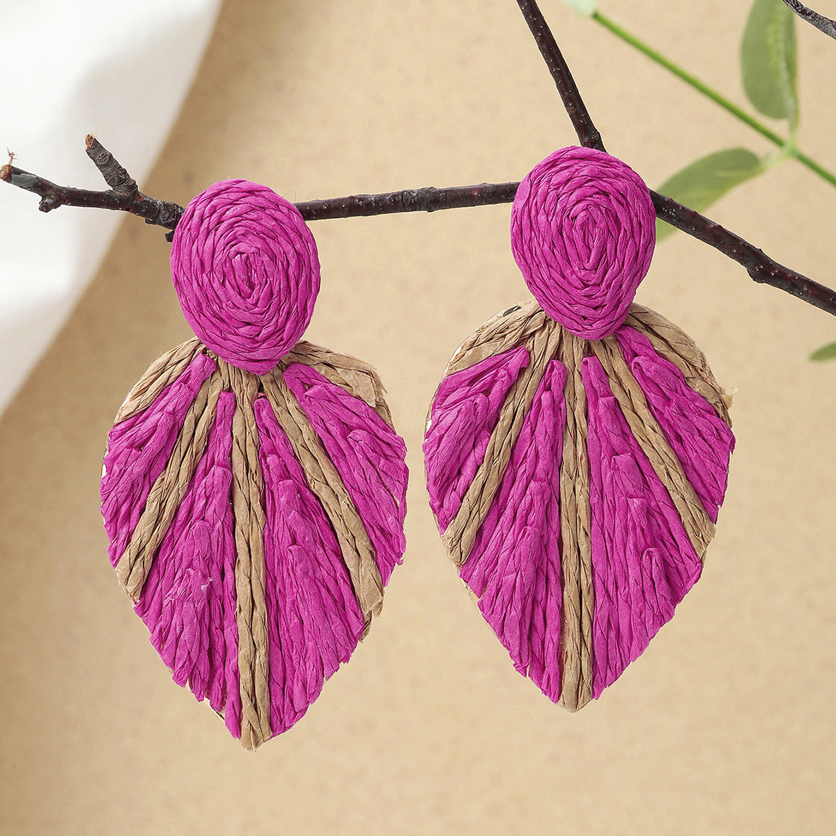 Geometric Round Hand-woven Pendant Bohemian Raffia Rings