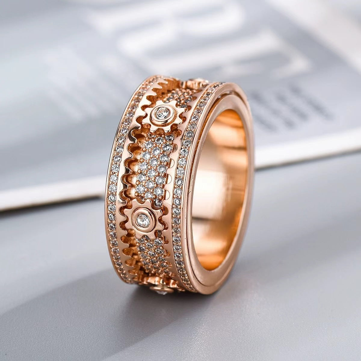 Women's & Men's Full Diamond Rotating Gear Rotatable Starry For Ring