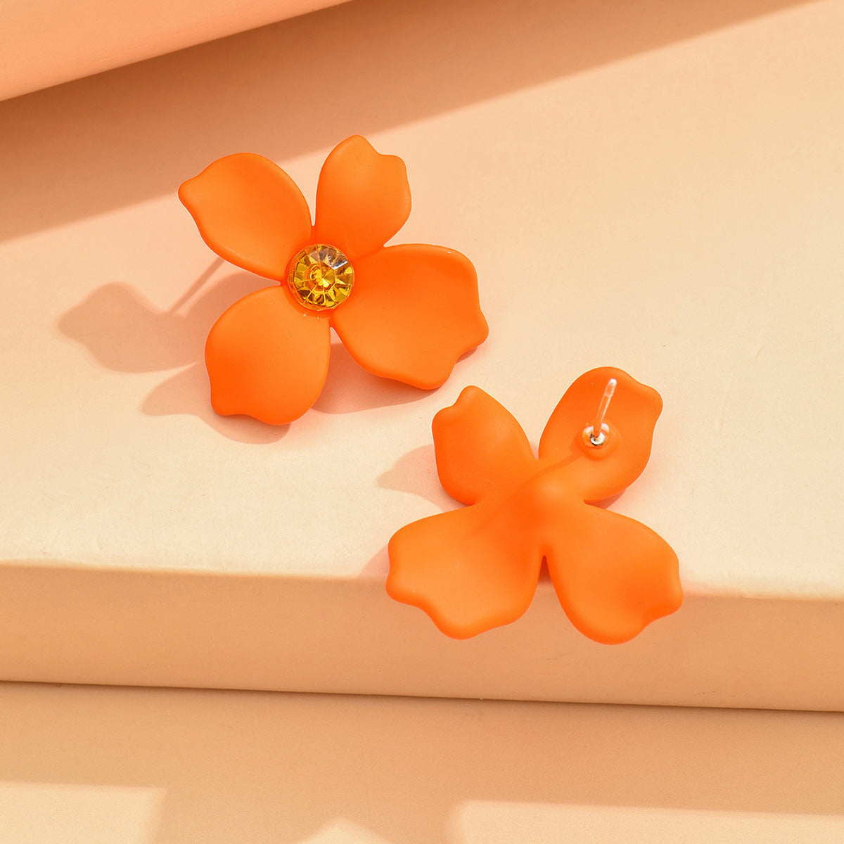 Women's Style Sweet Fresh Simple Paint Flower Personalized Fashionable Irregular Petal Earrings