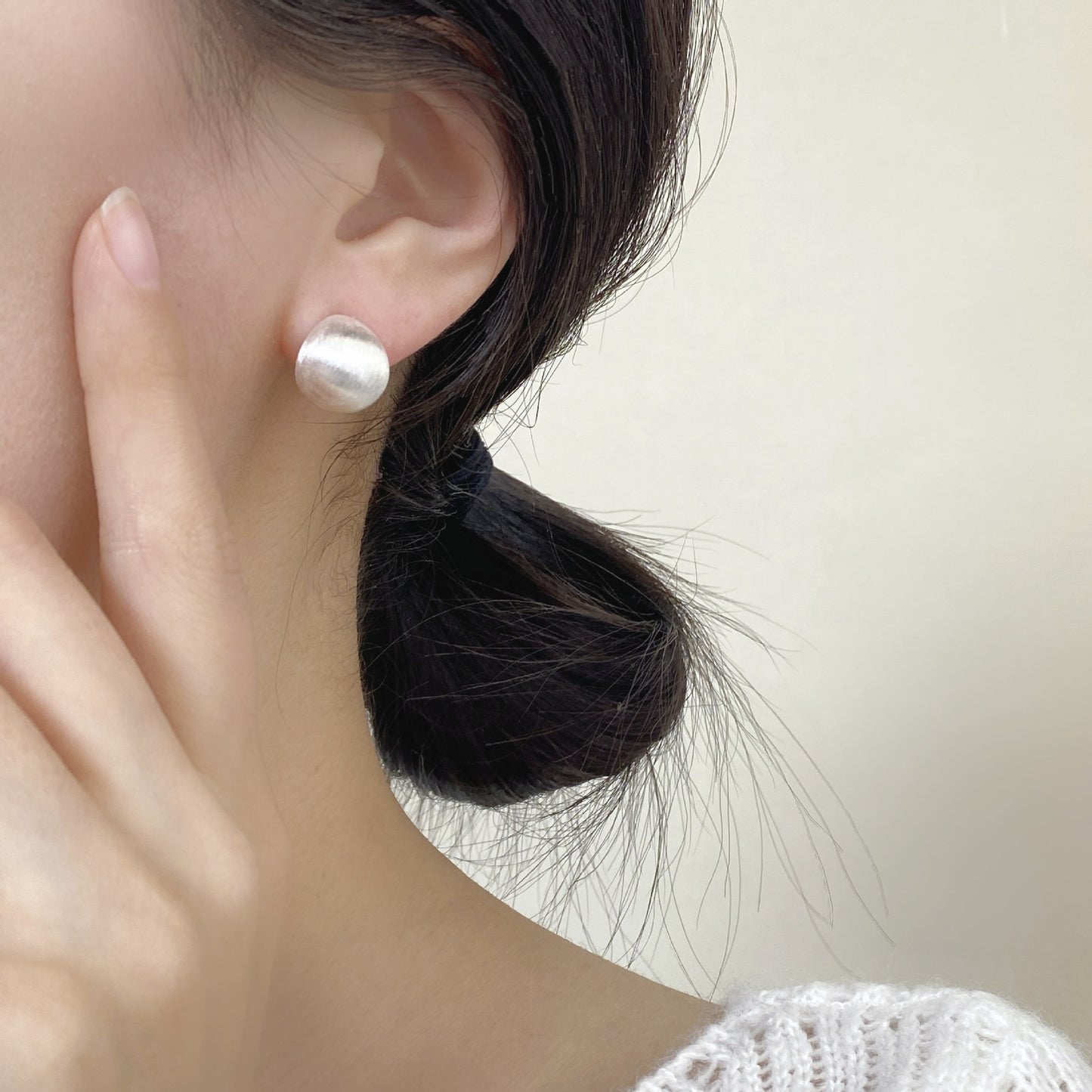 Women's Good Texture Fashion Style Frosted Brushed Simple High Sense Painless Earrings