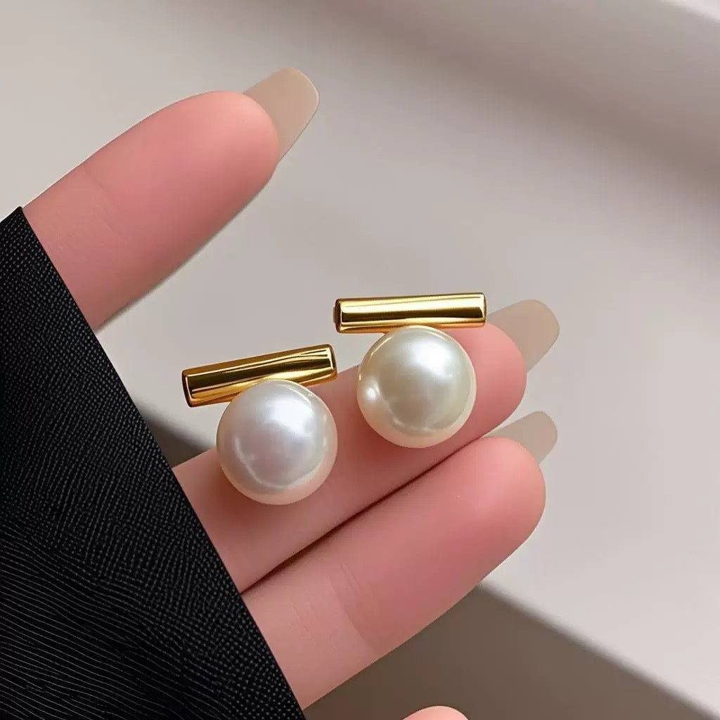 Women's Niche Design White Pearl Retro High-grade Rings