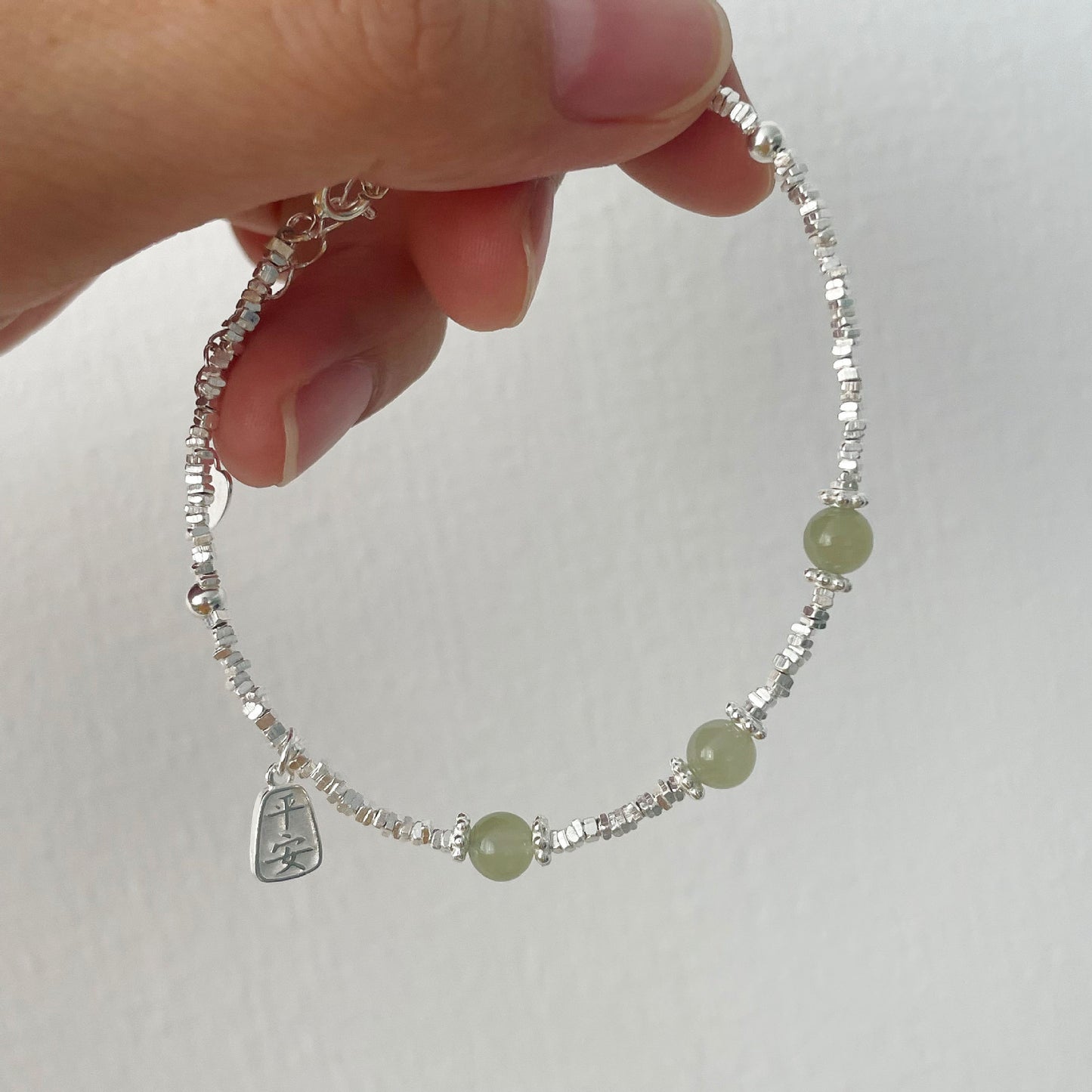 Bracelets Design en argent sterling avec couple brisé en jade