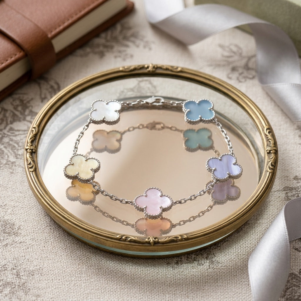 Color Chalcedony Clover Pork Belly Light Luxury Versatile High-grade Dopamine Bracelet