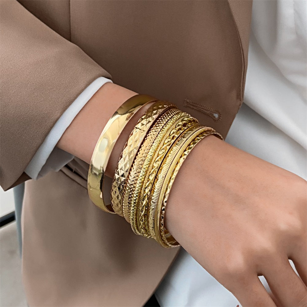 Style Alloy Vintage Wide Face Female Gold Bracelet