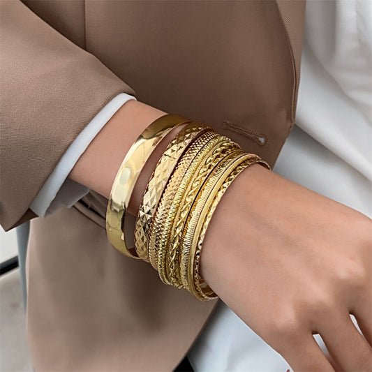 Style Alloy Vintage Wide Face Female Gold Bracelet