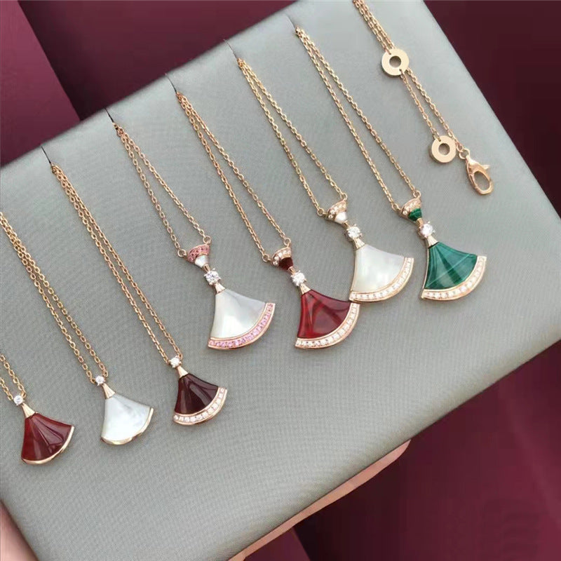 Version Red Agate Clavicle Chain Titanium Steel Rose Necklaces