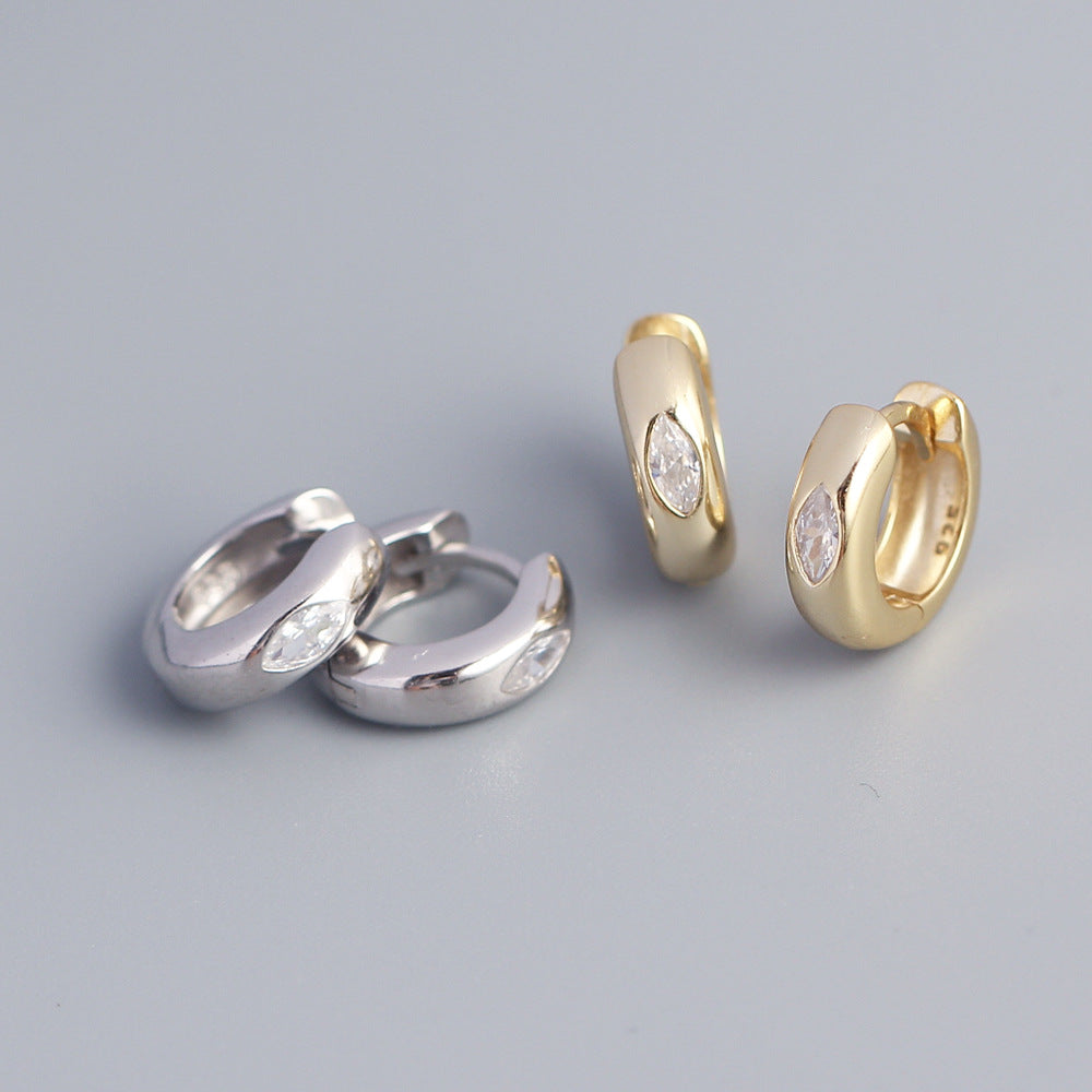 Metallic Ear Clip Sier Large Glossy Circle Horse Stud Earrings