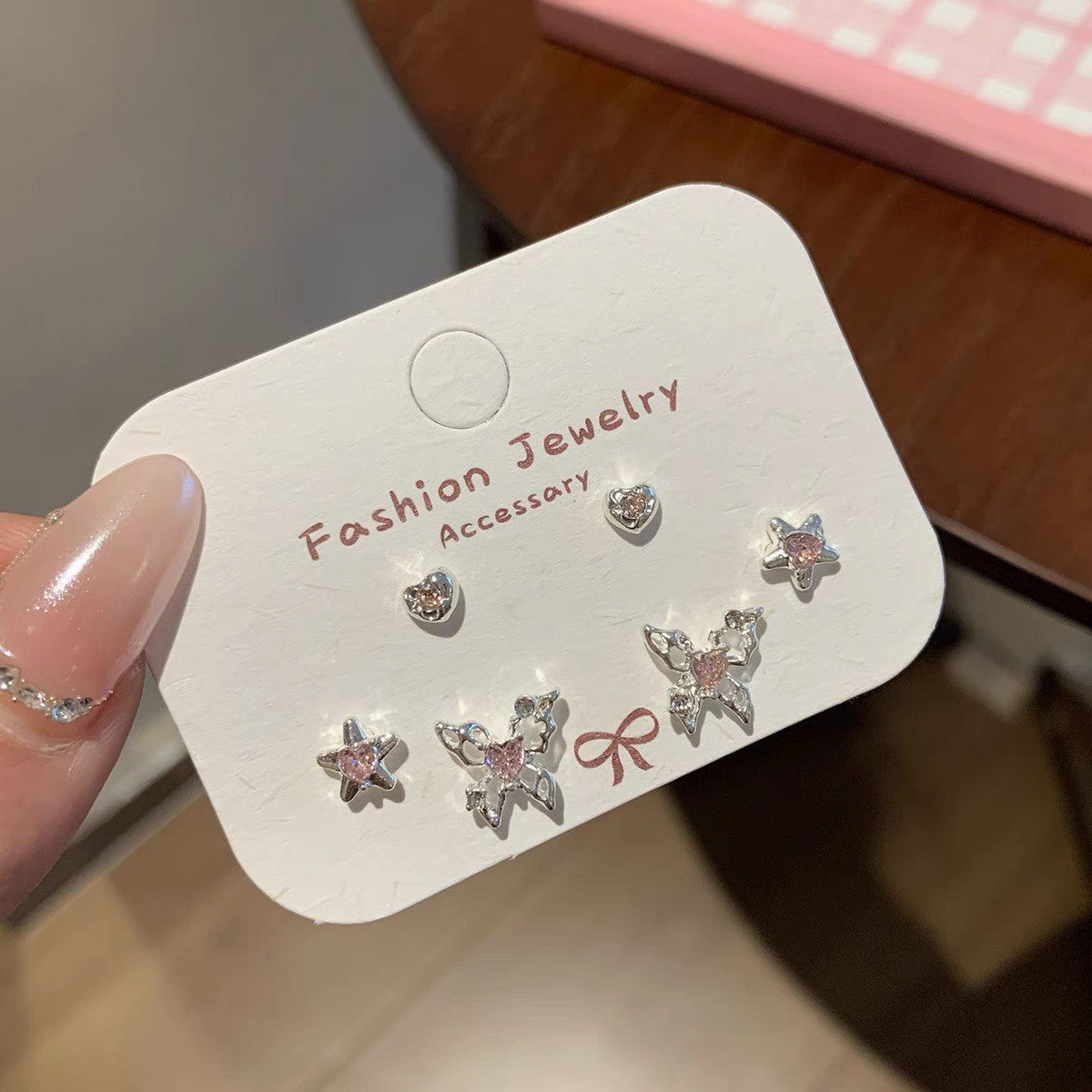 Small Cute Sweet Ear Personalized Niche Design High-grade Sense Fashionable Earrings
