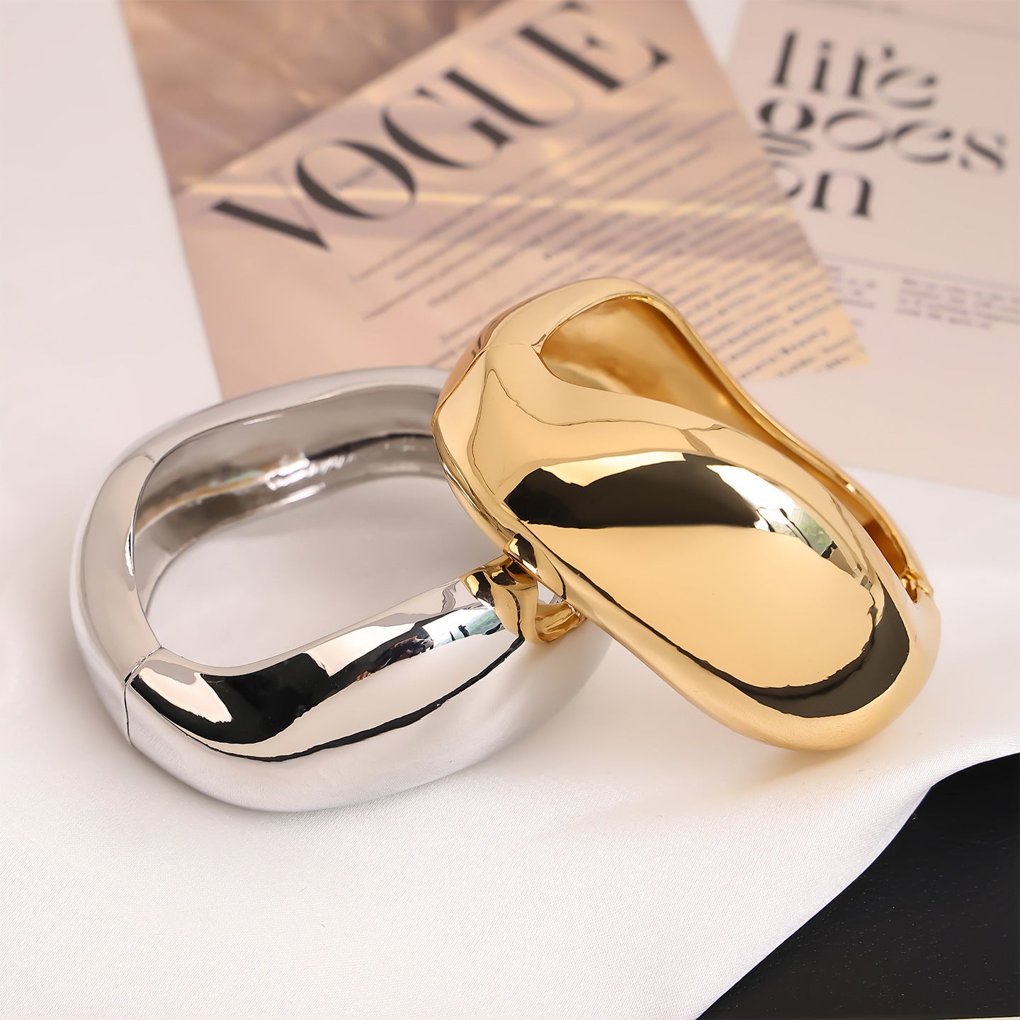 Women's Irregular Oval Stitching Light Luxury High-grade Fashion Bracelet