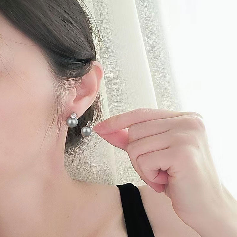 Drama World Kim Ear Imitation Pearl Earrings