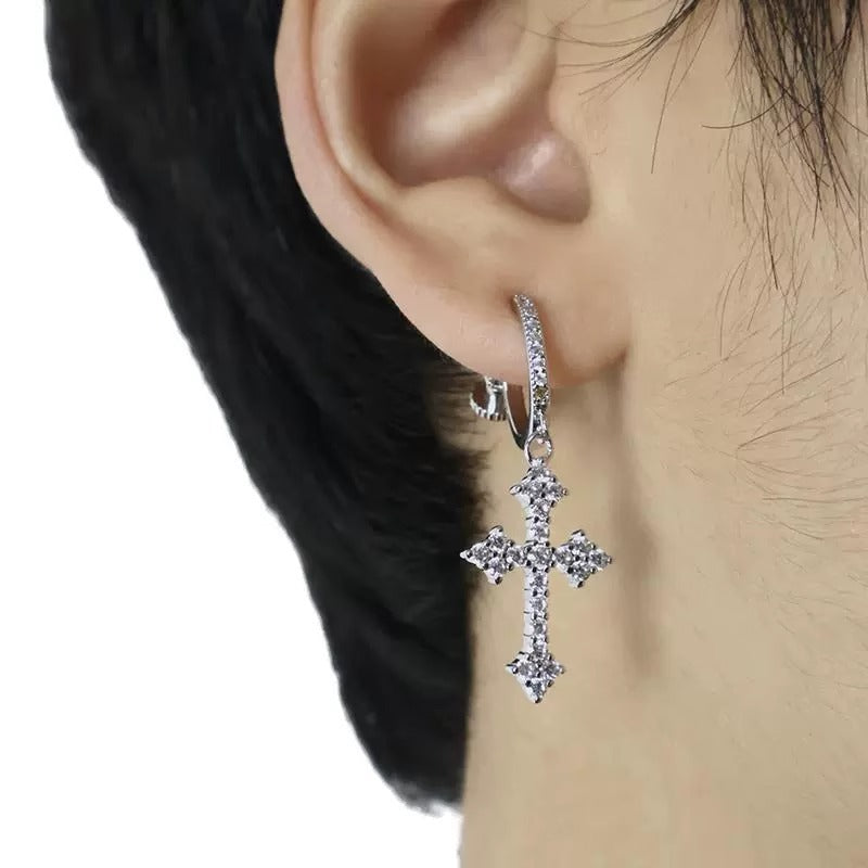 Men's Micro Inlaid Zirconium Diamond Cross For Ear Clip