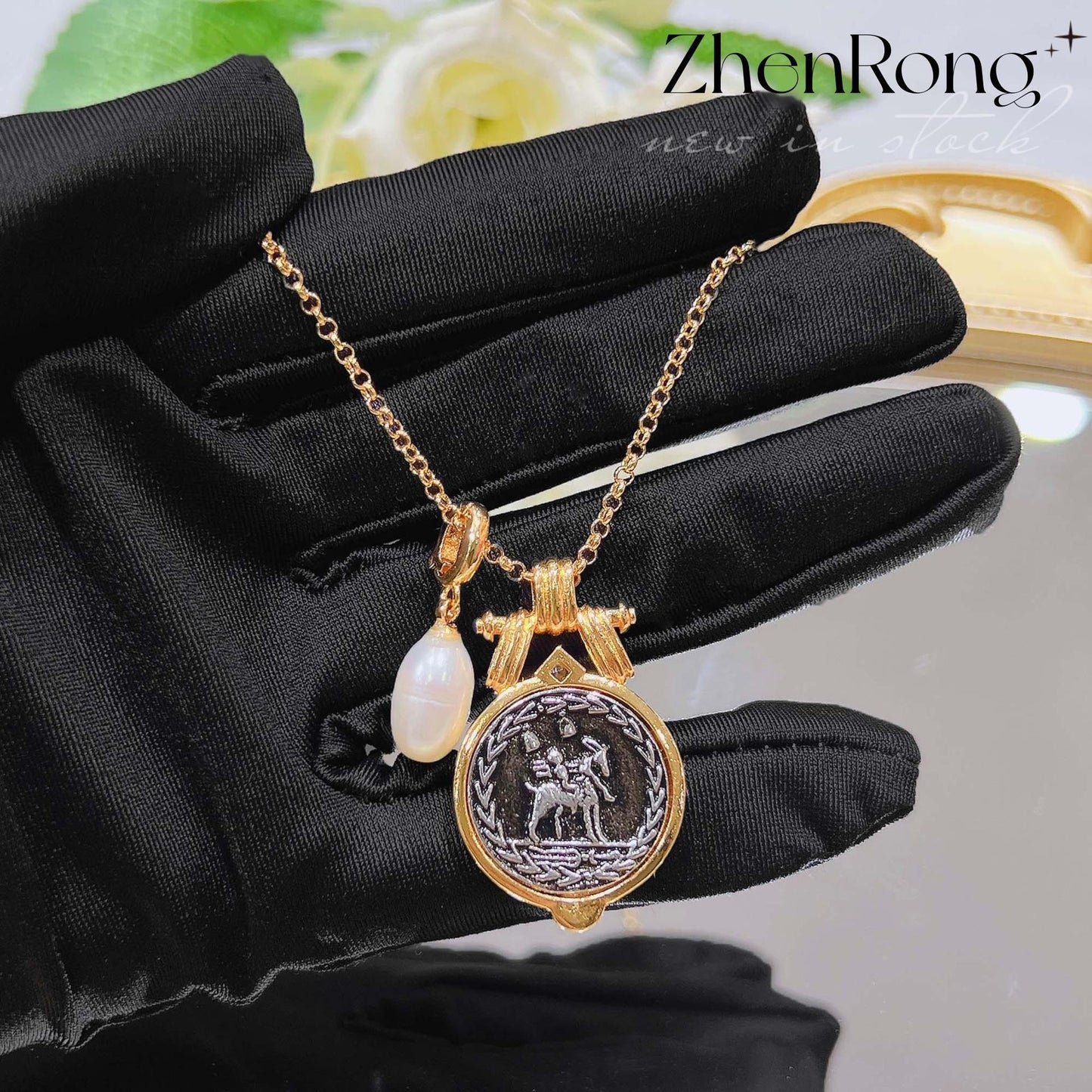 Baroque Pearl Exquisite Double-sided Engraved Relief Apollo Necklaces