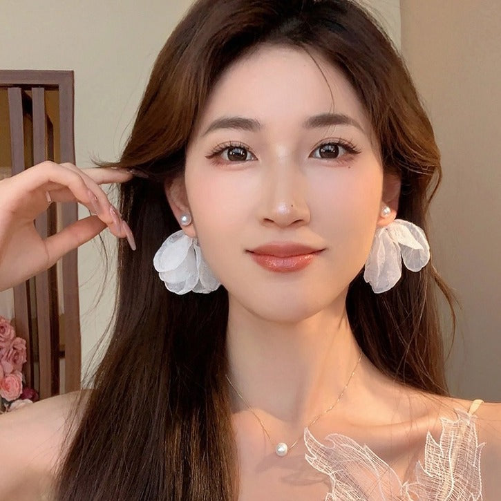 Women's Blowing Wheat Waves Atmosphere Chiffon Flower High-grade Earrings