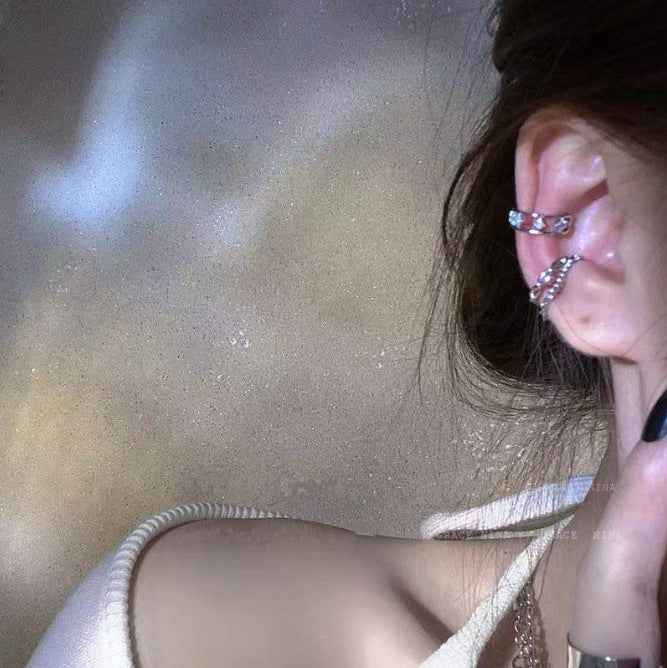 Asymmetric Retro Chain Tassel Design High-grade Bone Light Rings