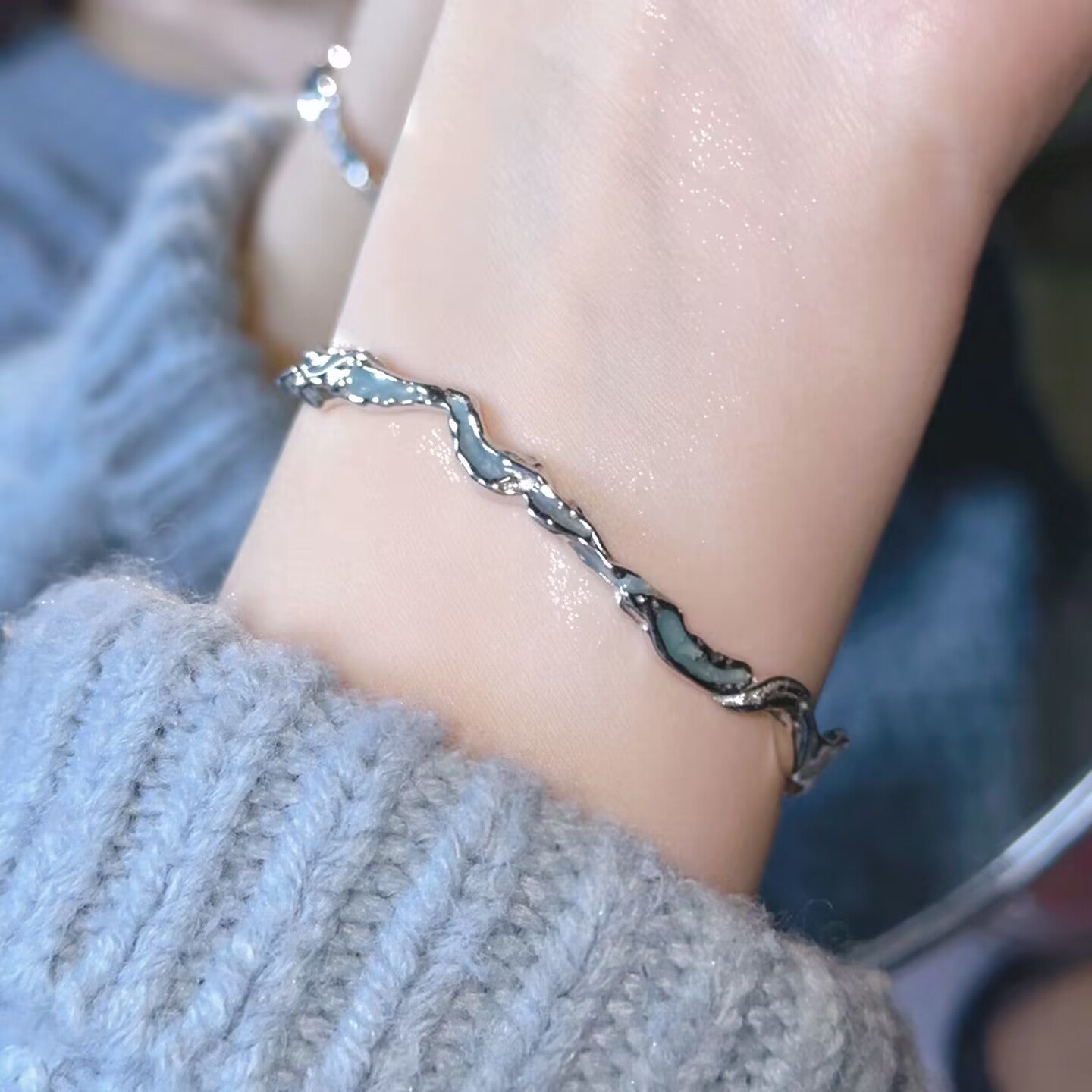 Women's Irregular Blue Light Luxury Minority Exquisite Bracelet