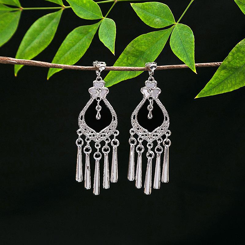 Women's Ethnic Geometric Tassel Ear Clip Miao Sier Retro Elegant Earrings