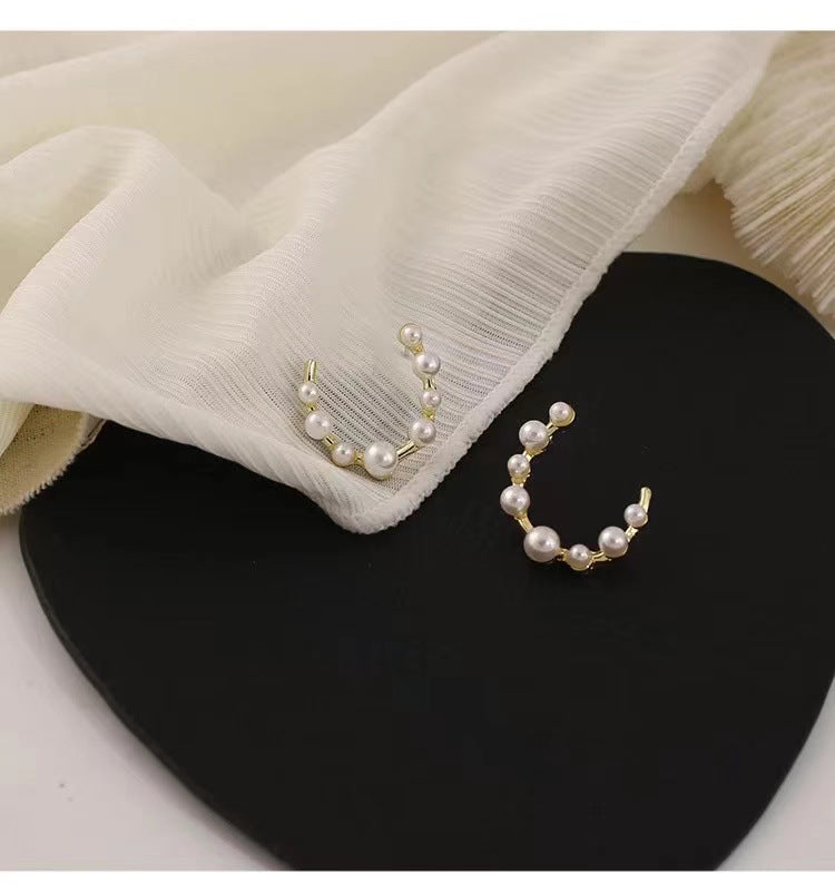 Women's Sier Needle French Retro U-shaped Pearl Simple Niche Temperamental Cold Earrings