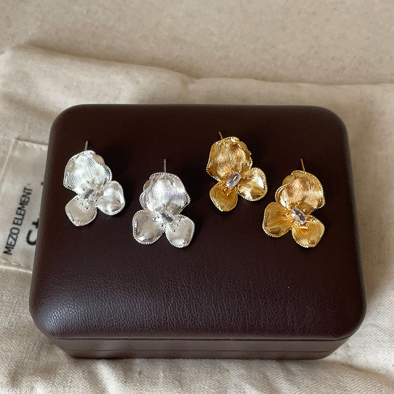 Women's High-grade Micro Inlaid Zircon Brushed Flower Metal Simple Temperament Earrings
