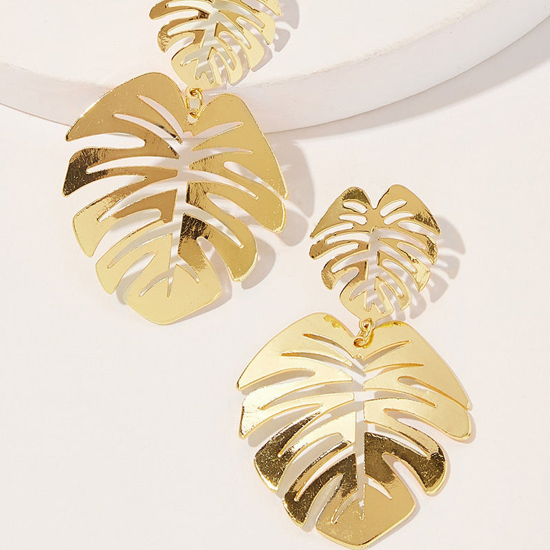 Women's Simple Graceful Large Fashion Personality Joker Trendy Earrings