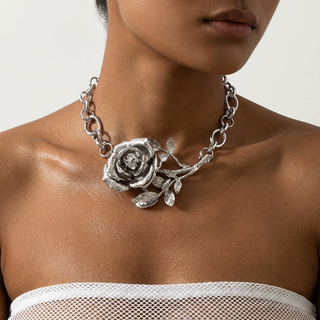 Retro Three-dimensional Rose Gold Exaggerated Chain Personalized Necklace