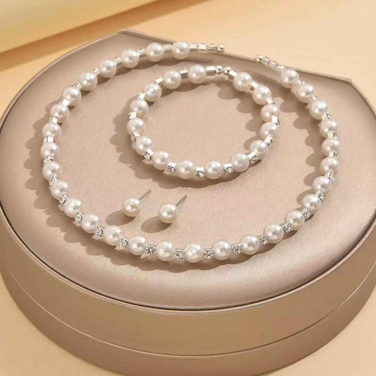 Durable Slouchy Trendy Pearl Bride Imitation Jewelry Set